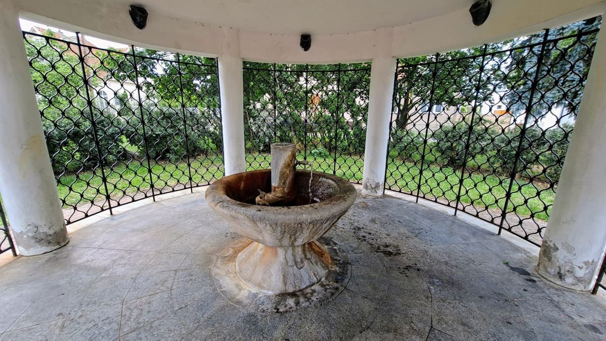 Obecní pramen - Velký Osek